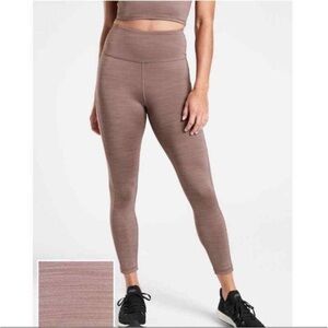 Athleta Ultimate Stash Pocket 7/8 Tight